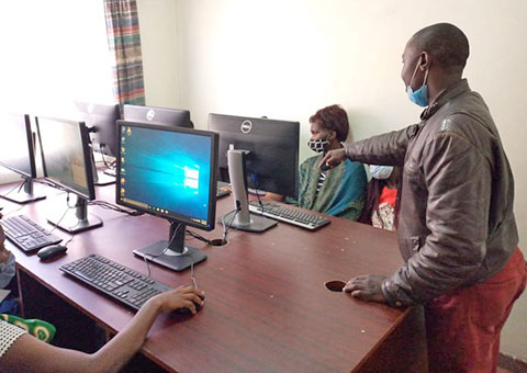 Teaching in the computer lab