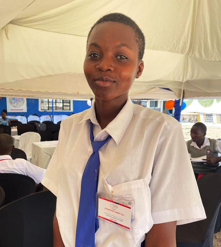 Schoolgirl-in-DBR-Program Schoolgirl in Dream.Believe.Repeat Program