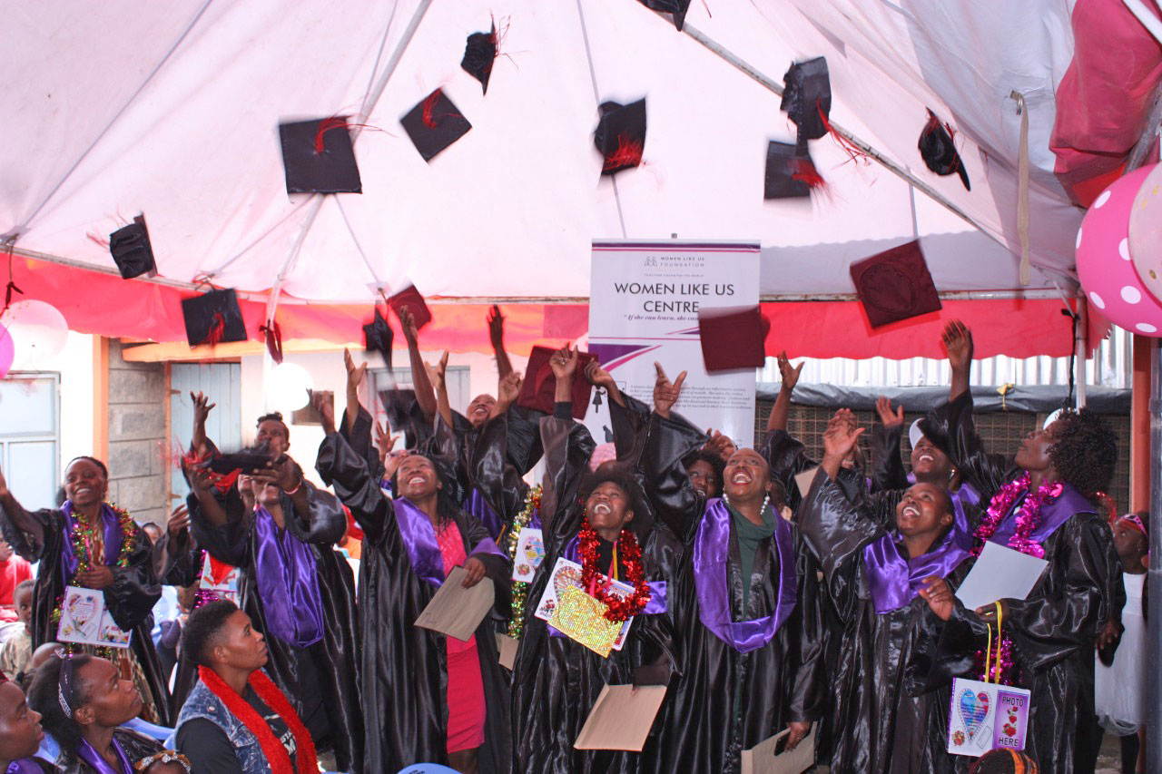 Throwing-hats at graduation 2022